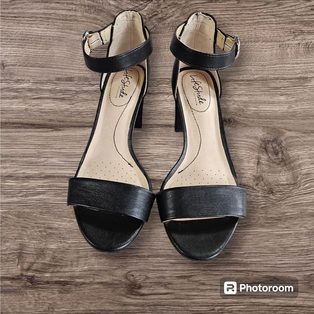 Life Stride Black Women's Sandals